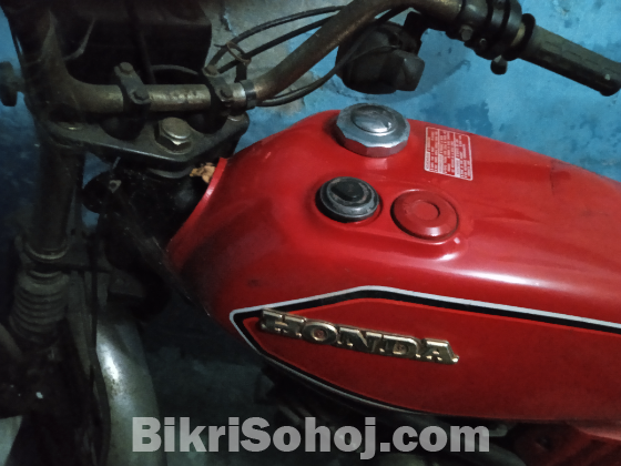 Honda motorcycle MB100